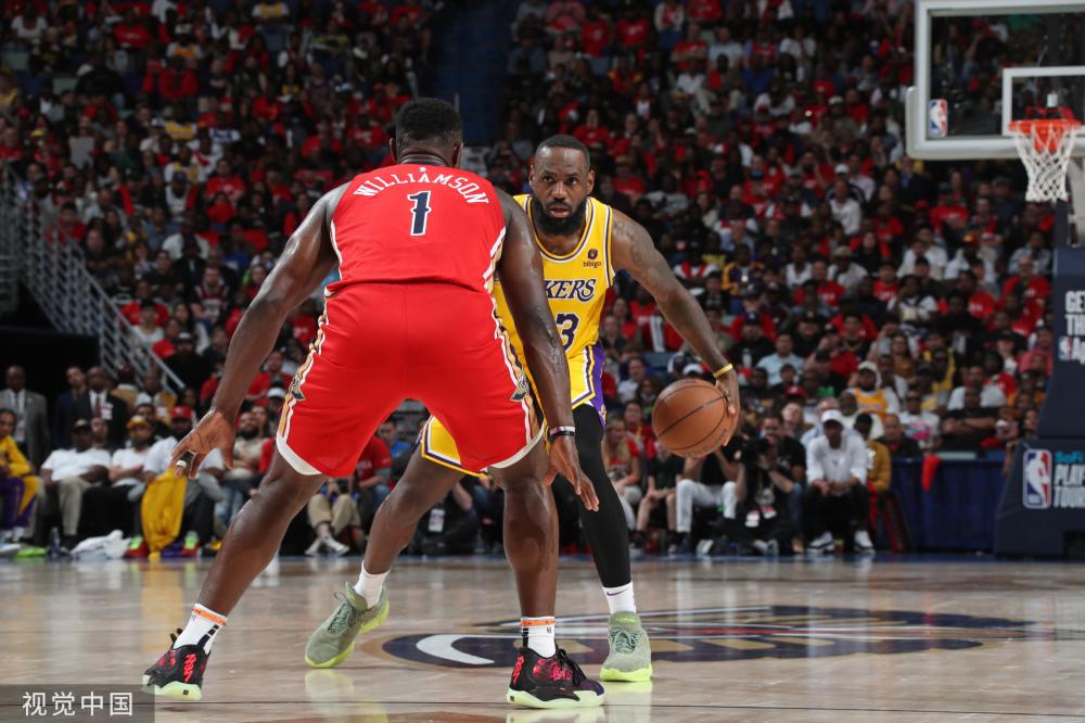 球再添一抹 球再添一抹