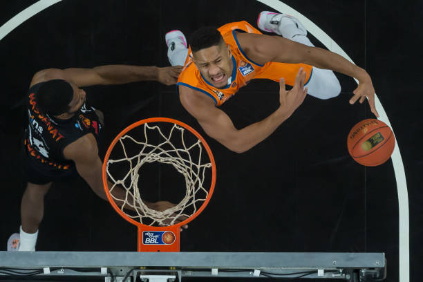 全队依然保 全队依然保