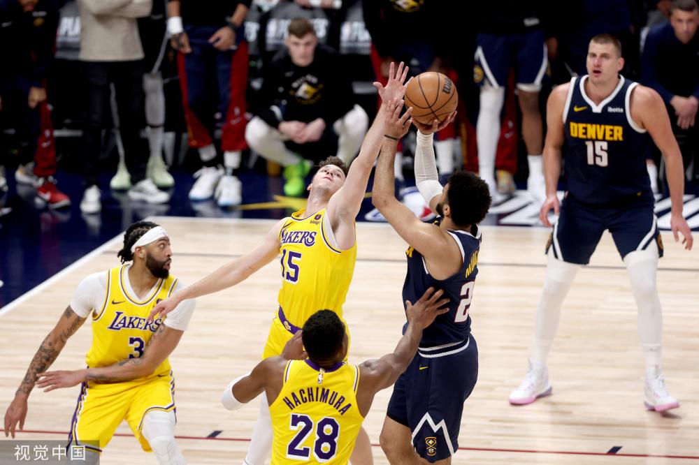 在比赛失利 在比赛失利